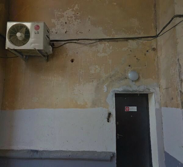 Банкомат Восточного Экспресс Банка по адресу просп. Бардина,  д. 8